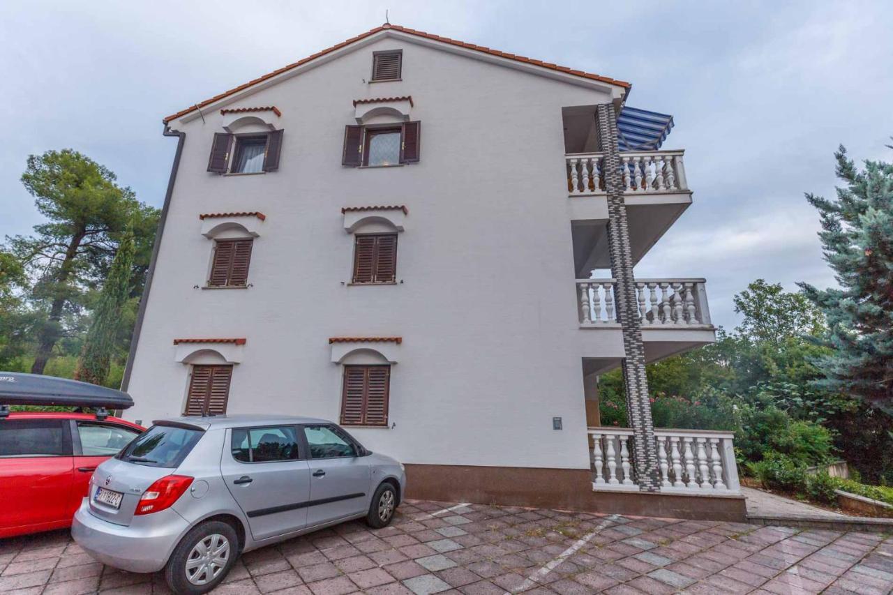 Apartman Mauro Malinska Exterior foto