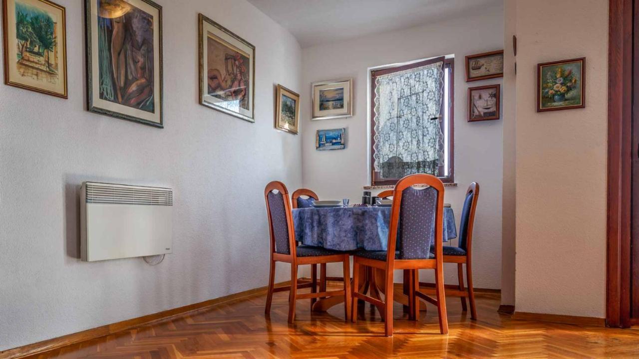 Apartman Mauro Malinska Exterior foto